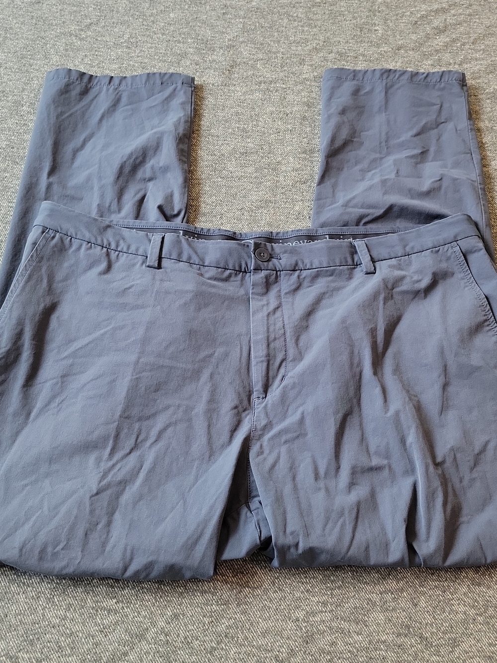 Vineyard Vines On The Go OTG Pants Men’s 42x32 Navy Blue Chino Performance